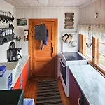 4 Bedroom Amazing In Dom wakacyjny Rodberg