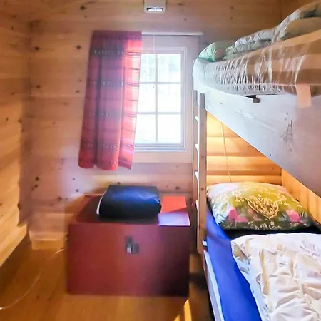 Feriehus 4 Bedroom Amazing In