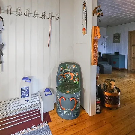 4 Bedroom Amazing In Rodberg