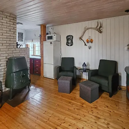 Дом отдыха 4 Bedroom Amazing In *