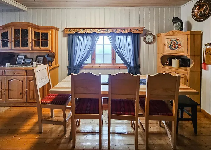 4 Bedroom Amazing In *