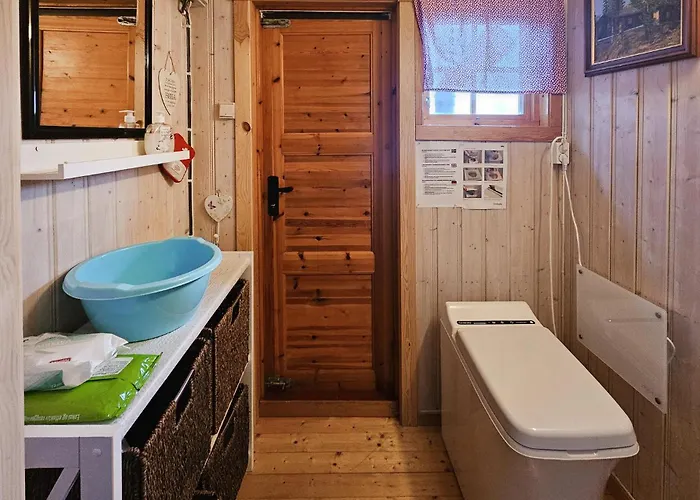 Дом отдыха 4 Bedroom Amazing In
